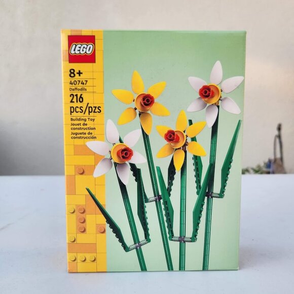 NEW LEGO Daffodils Flowers 40747 Building Set 216 Pieces Flower Botanical Collec - Picture 1 of 13